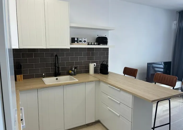 Sunset Aloha Garden Apartman