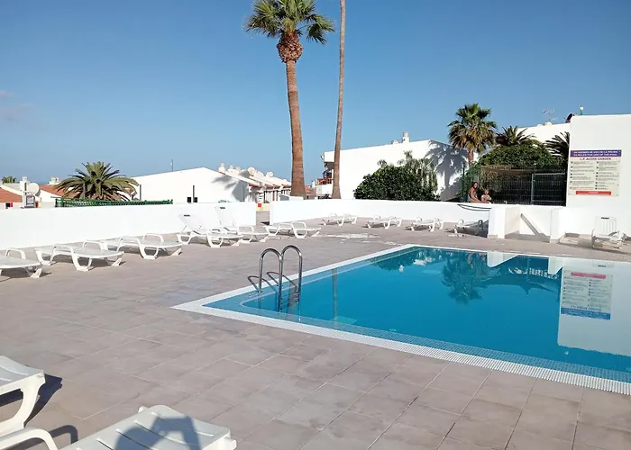 Sunset Aloha Garden アデヘ